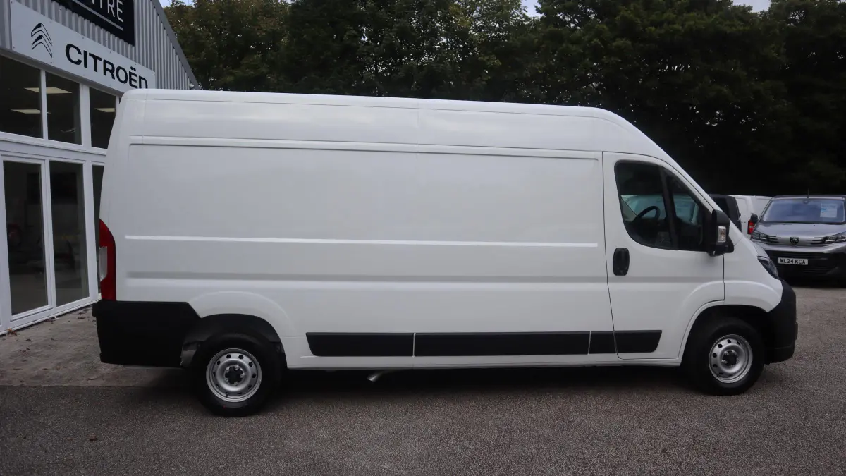 Peugeot Boxer 335 Professional